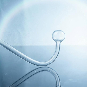 Gebogenes Rohr mit Kugelkopf aus Quarzmaterial