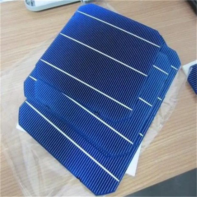 ソーラーパネルの分野における石英ロッドの用途は何ですか