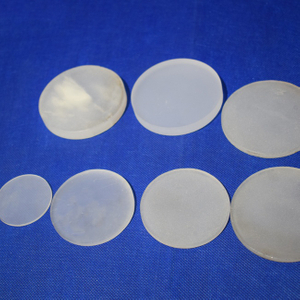 Kundenspezifischer Hersteller von wei&szlig;em, milchig-wei&szlig;em Quarzplatten-Quarzglas