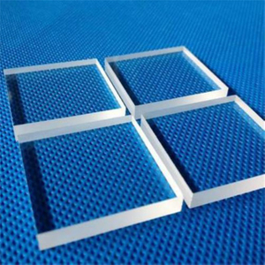Panneau en verre de silice fusionné solaire