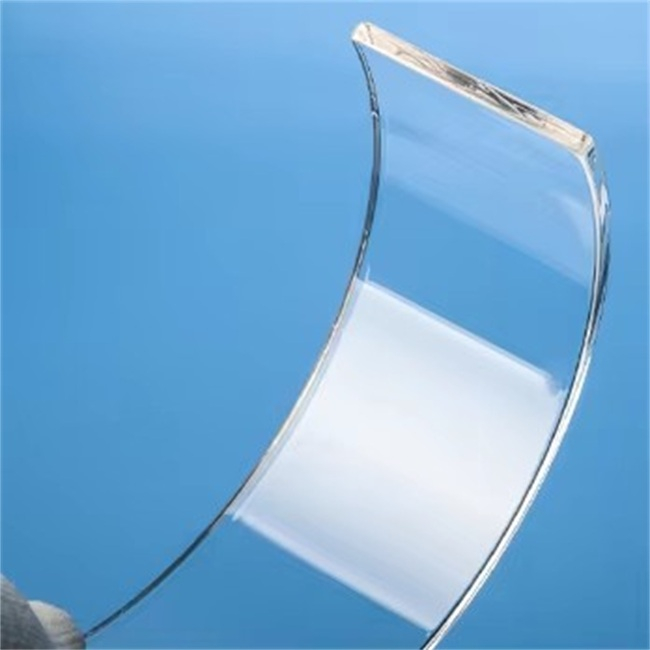 Tube de quartz semi-circulaire fondu transparent en forme de C