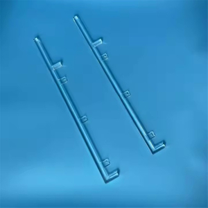 Asta di quarzo dalla forma speciale