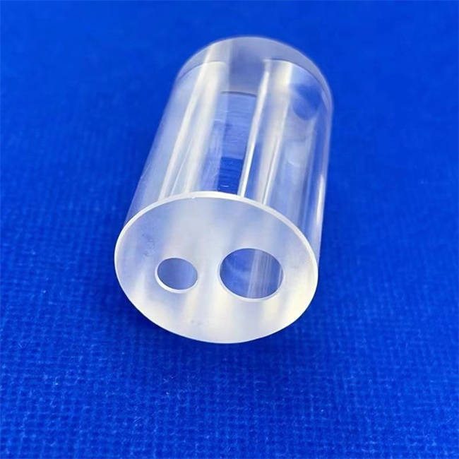 Existe-t-il une usine capable de personnaliser la production de tubes de quartz