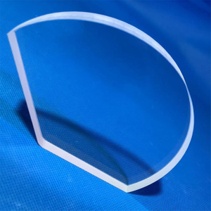 Plaque de verre de quartz transparente en forme d'&eacute;ventail